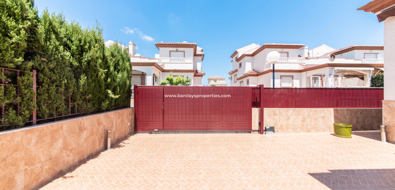 Wederverkoop - Quad - Urb. La Marina