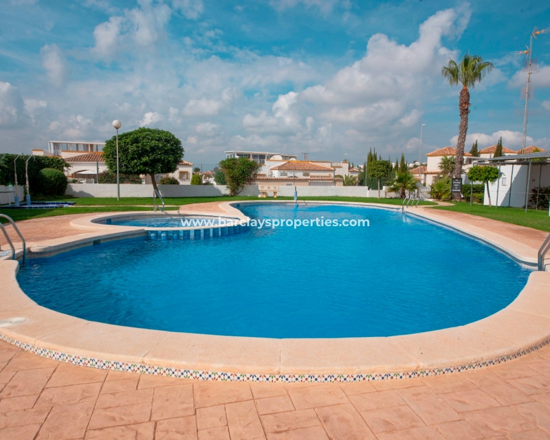 Wederverkoop - Quad - Urb. La Marina