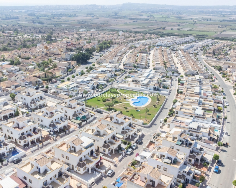 Wederverkoop - Quad - Urb. La Marina