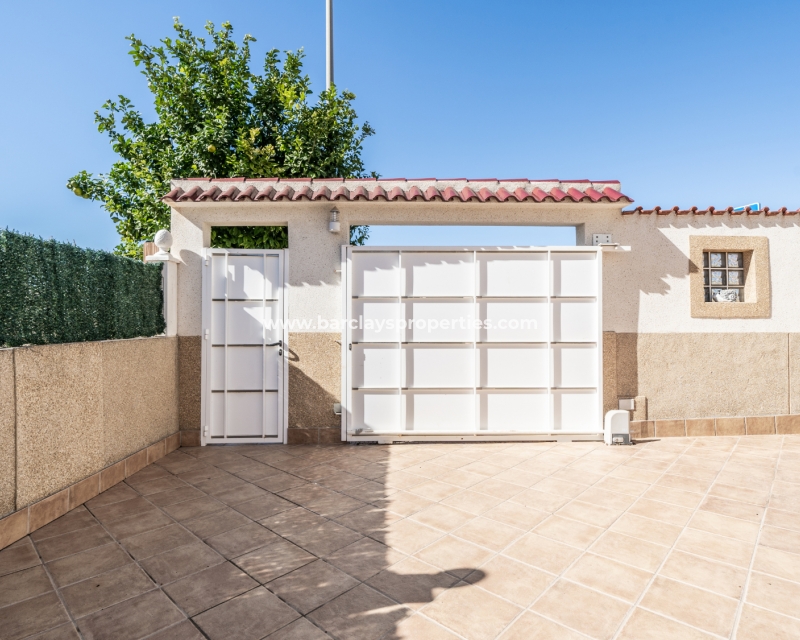 Wederverkoop - Quad - Urb. La Marina