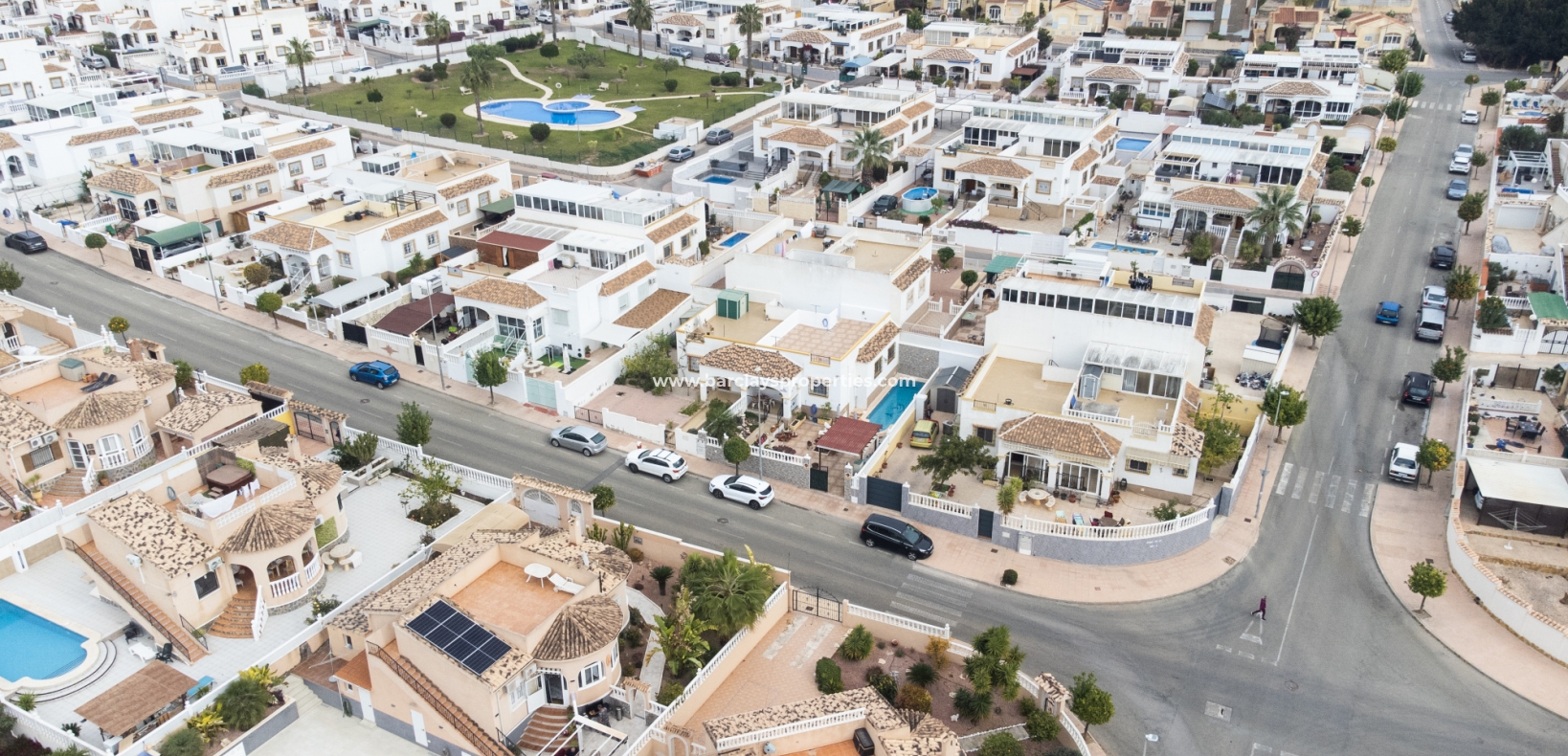 Wederverkoop - Quad - Urb. La Marina