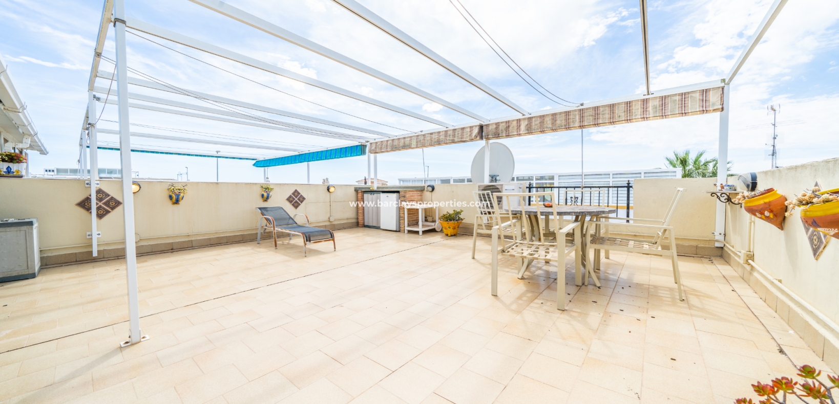 Wederverkoop - Quad - Urb. La Marina