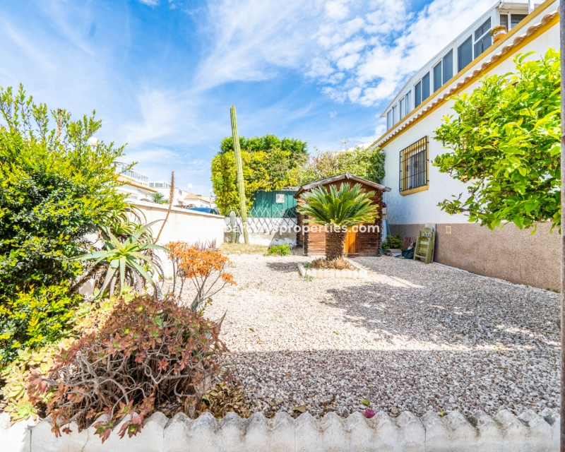 Wederverkoop - Quad - Urb. La Marina