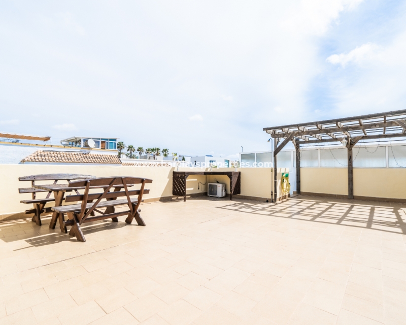 Wederverkoop - Quad - Urb. La Marina