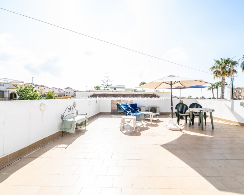 Wederverkoop - Quad - Urb. La Marina