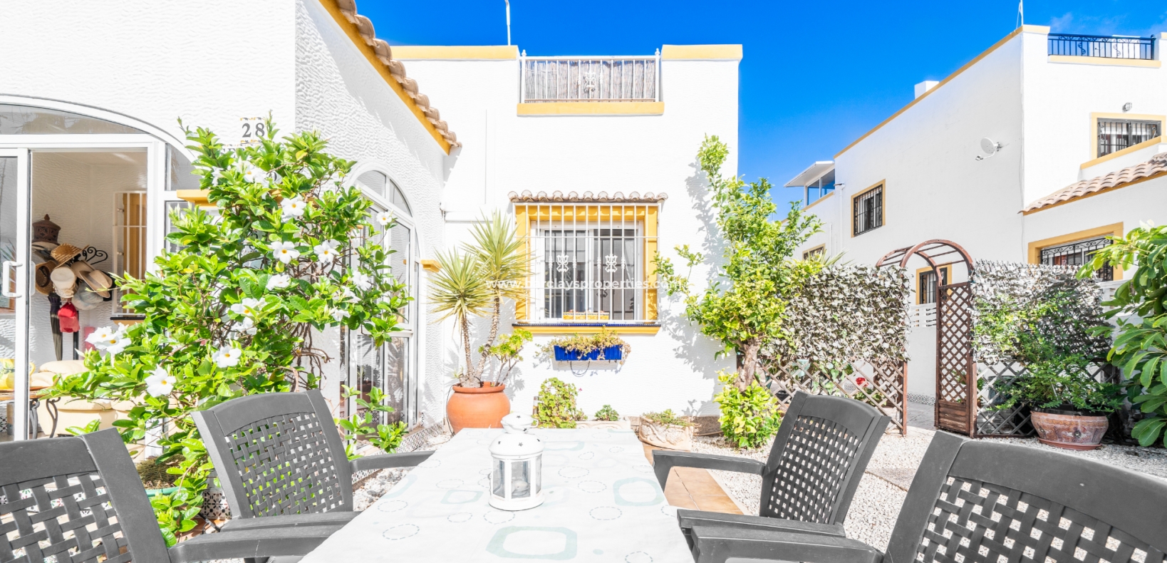 Wederverkoop - Quad - Urb. La Marina