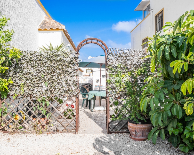 Wederverkoop - Quad - Urb. La Marina