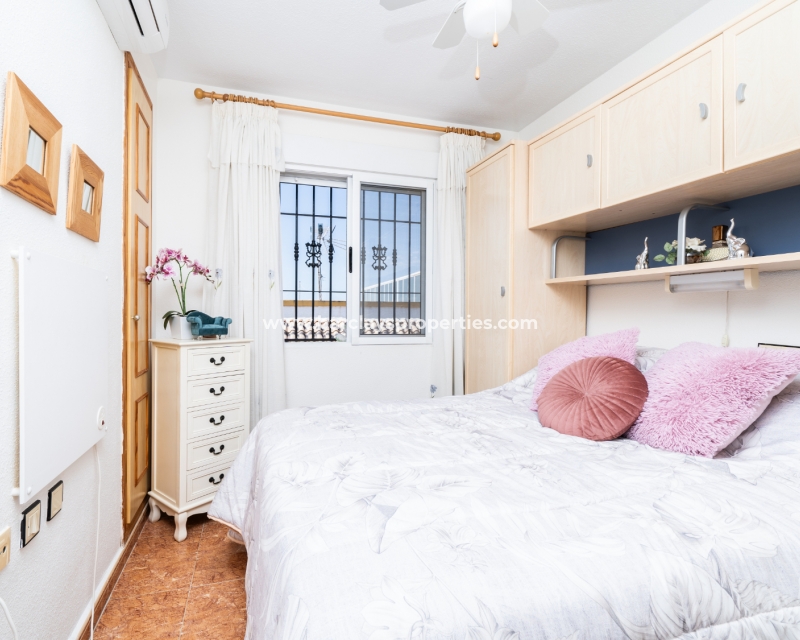 Wederverkoop - Quad - Urb. La Marina