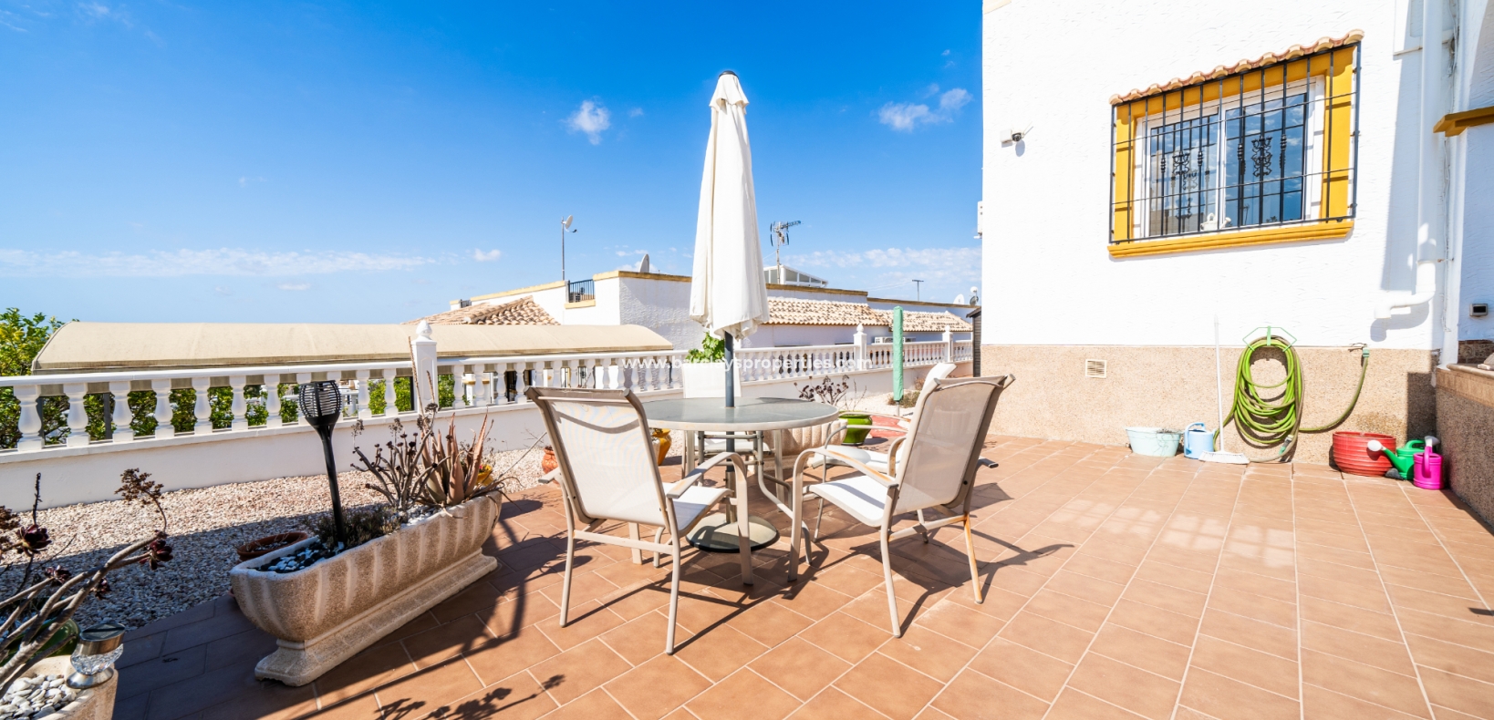 Wederverkoop - Quad - Urb. La Marina