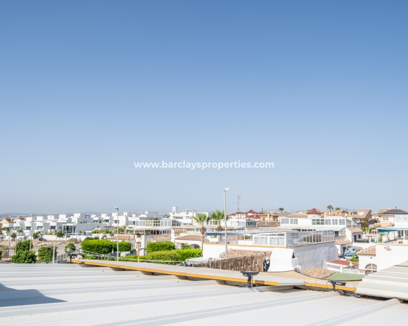 Wederverkoop - Quad - Urb. La Marina