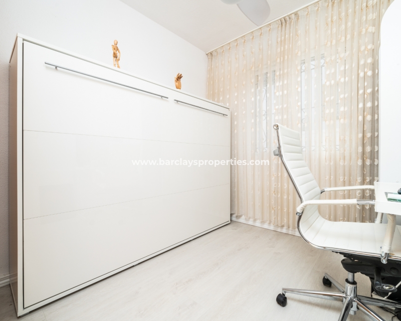 Wederverkoop - Quad - Urb. La Marina