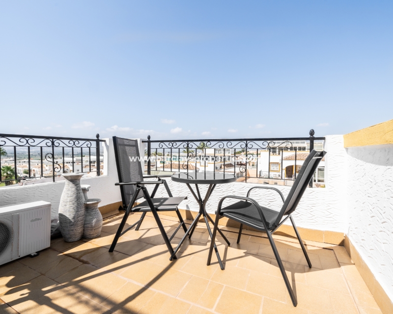 Wederverkoop - Quad - Urb. La Marina