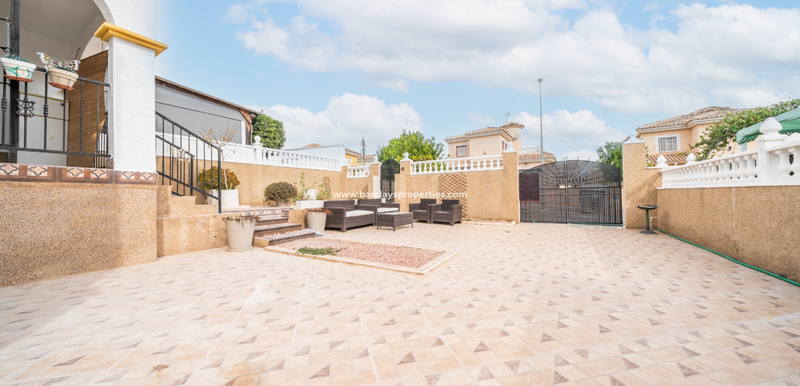 Wederverkoop - Quad - Urb. La Marina