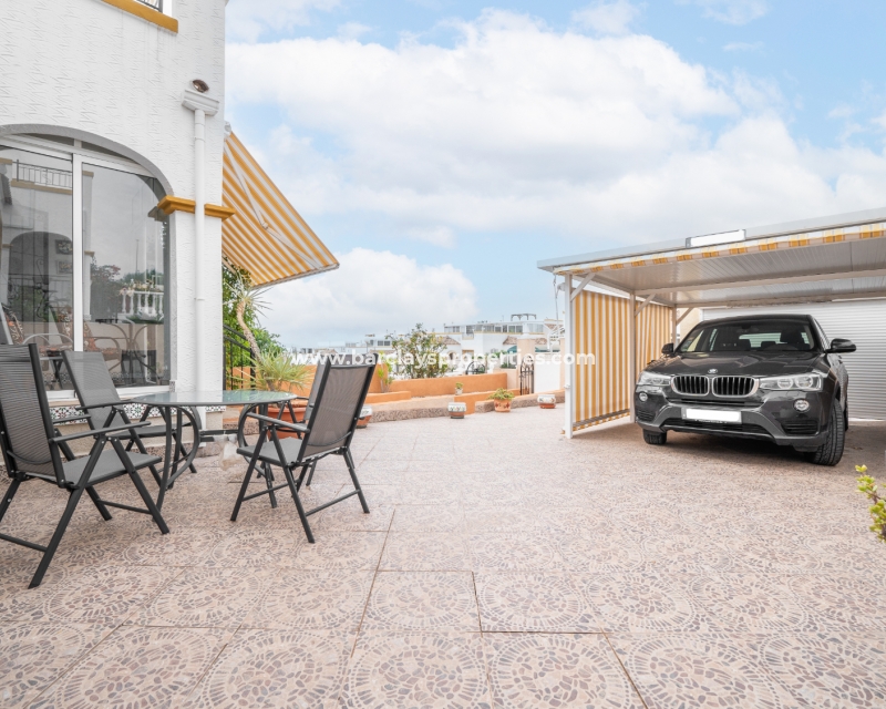 Wederverkoop - Quad - Urb. La Marina