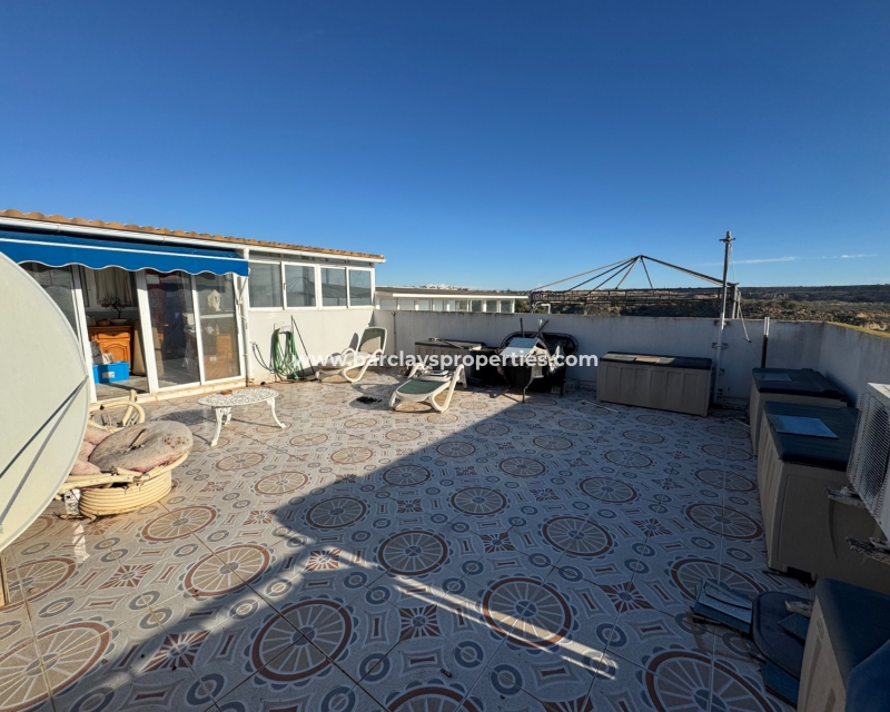 Wederverkoop - Quad - Urb. La Marina