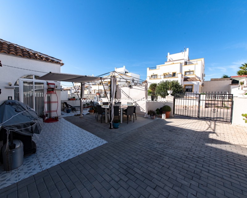 Wederverkoop - Quad - Urb. La Marina