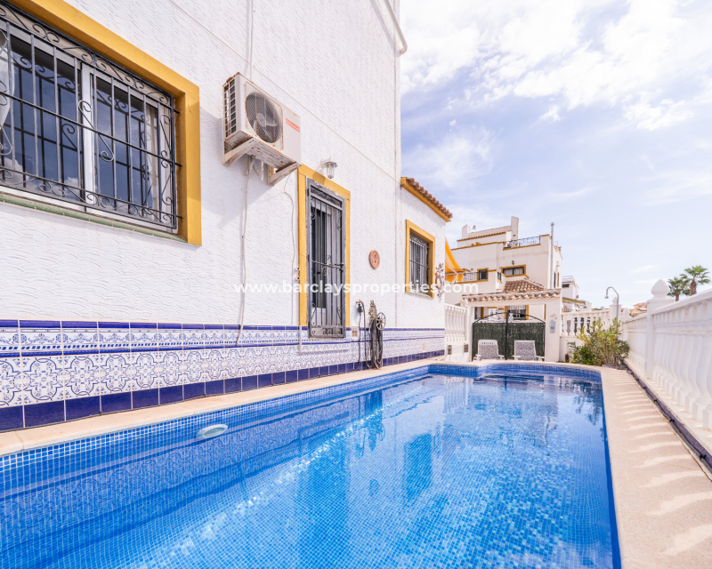 Wederverkoop - Quad - Urb. La Marina