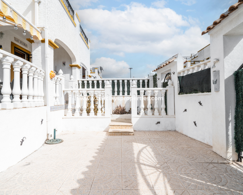 Wederverkoop - Quad - Urb. La Marina