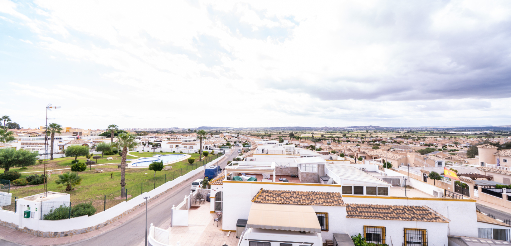 Wederverkoop - Quad - Urb. La Marina