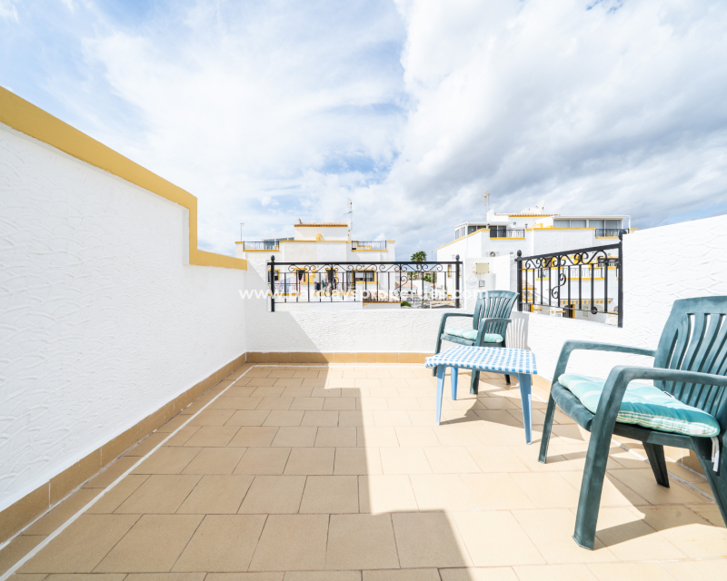 Wederverkoop - Quad - Urb. La Marina