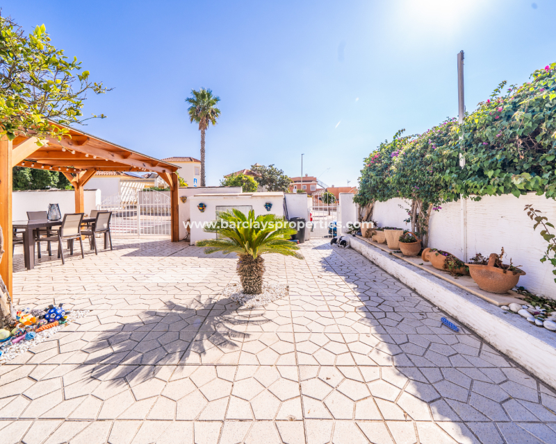 Wederverkoop - Quad - Urb. La Marina