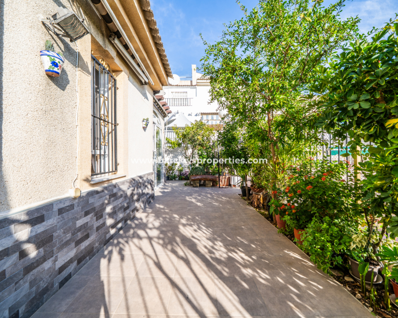 Wederverkoop - Quad - Urb. La Marina