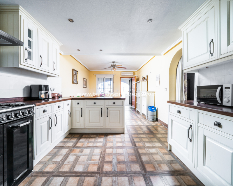 Wederverkoop - Quad - Urb. La Marina