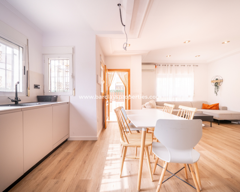 Wederverkoop - Quad - Urb. La Marina