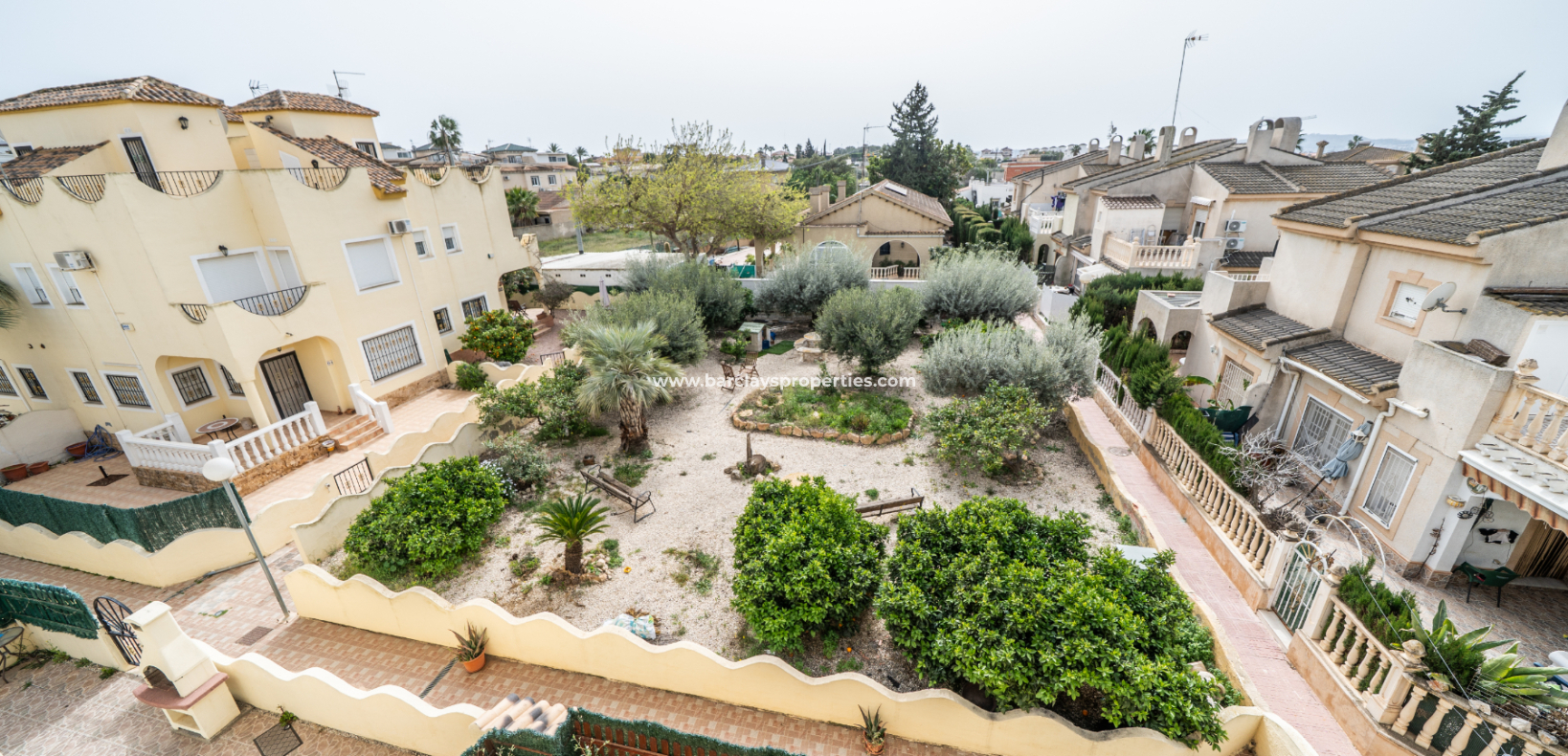 Wederverkoop - Quad - Urb. La Marina