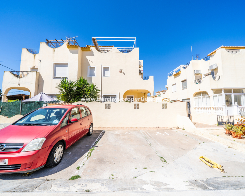 Wederverkoop - Quad - Urb. La Marina