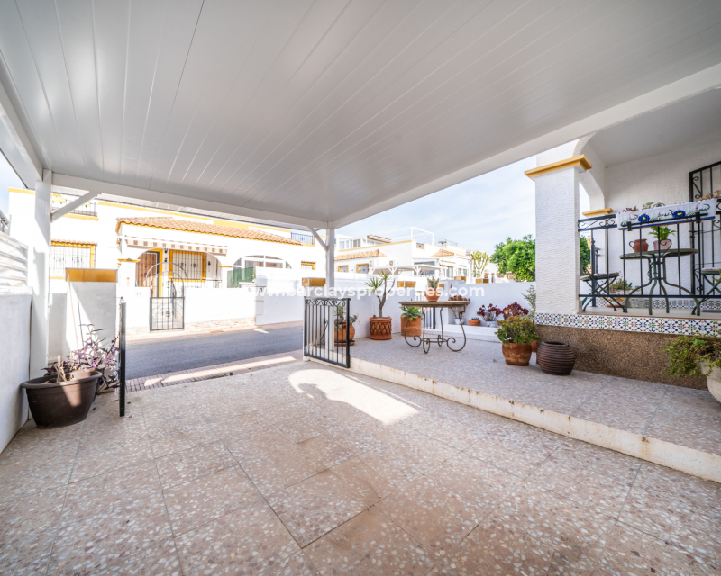 Wederverkoop - Quad - Urb. La Marina