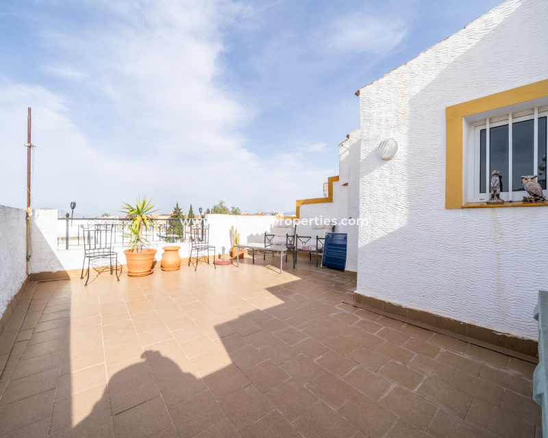 Wederverkoop - Quad - Urb. La Marina