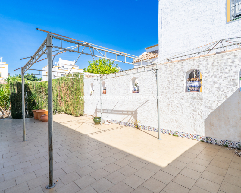 Wederverkoop - Quad - Urb. La Marina