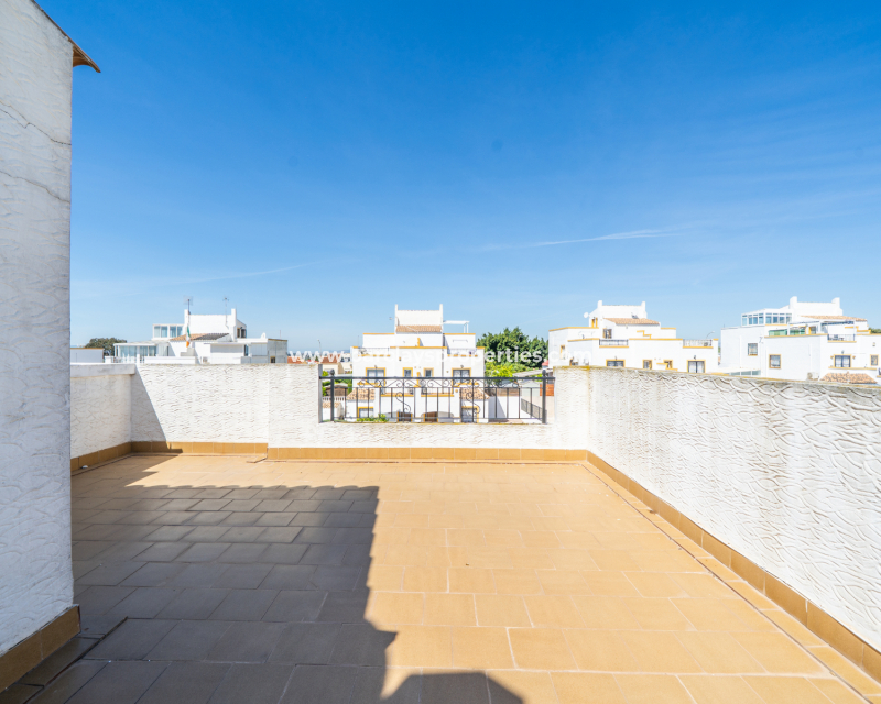 Wederverkoop - Quad - Urb. La Marina