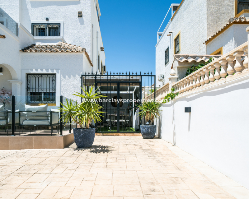Wederverkoop - Quad - Urb. La Marina