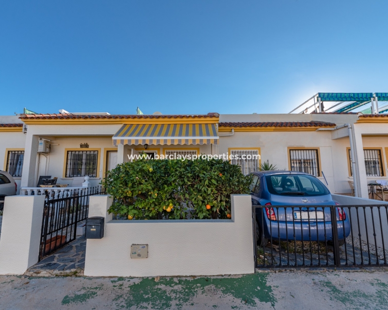 Wederverkoop - Rijhuis - Urb. El Oasis - La Marina