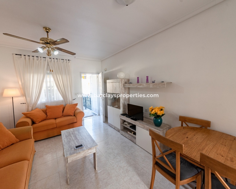 Wederverkoop - Rijhuis - Urb. El Oasis - La Marina