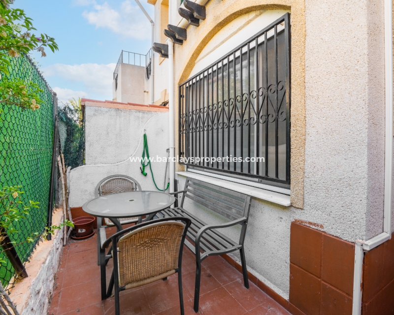 Wederverkoop - Rijhuis - Urb. El Oasis - La Marina