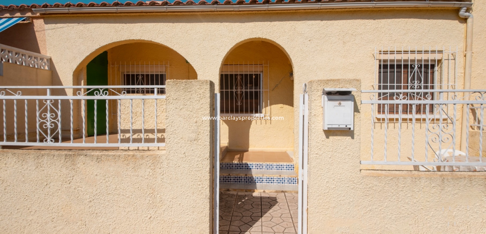 Wederverkoop - Rijhuis - Urb. La Marina