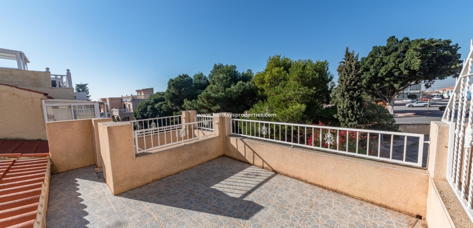 Wederverkoop - Rijhuis - Urb. La Marina