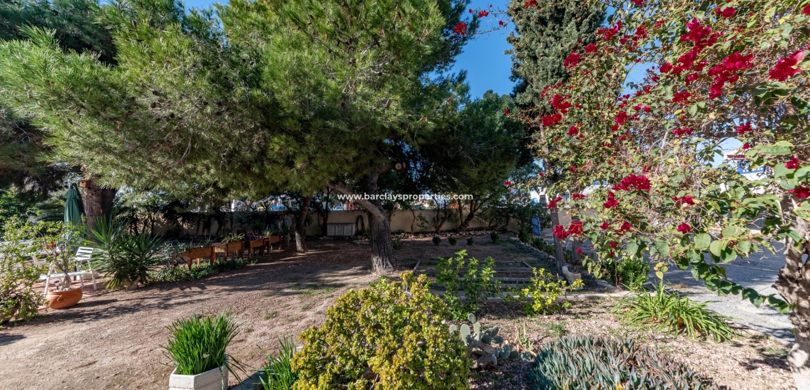 Wederverkoop - Rijhuis - Urb. La Marina