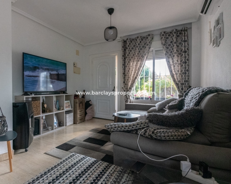 Wederverkoop - Rijhuis - Urb. La Marina