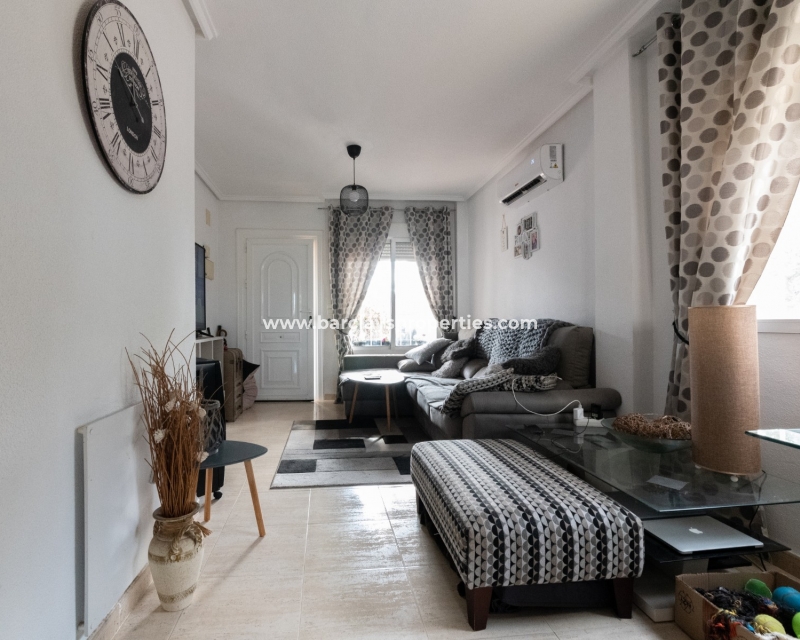 Wederverkoop - Rijhuis - Urb. La Marina