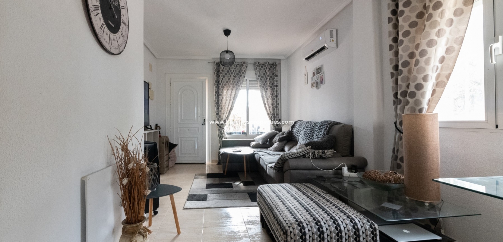 Wederverkoop - Rijhuis - Urb. La Marina