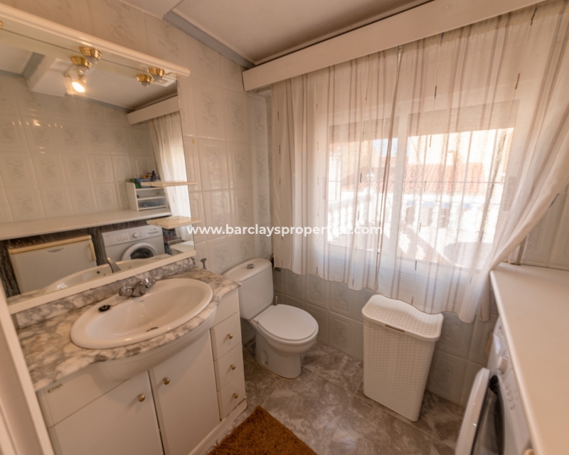 Wederverkoop - Rijhuis - Urb. La Marina