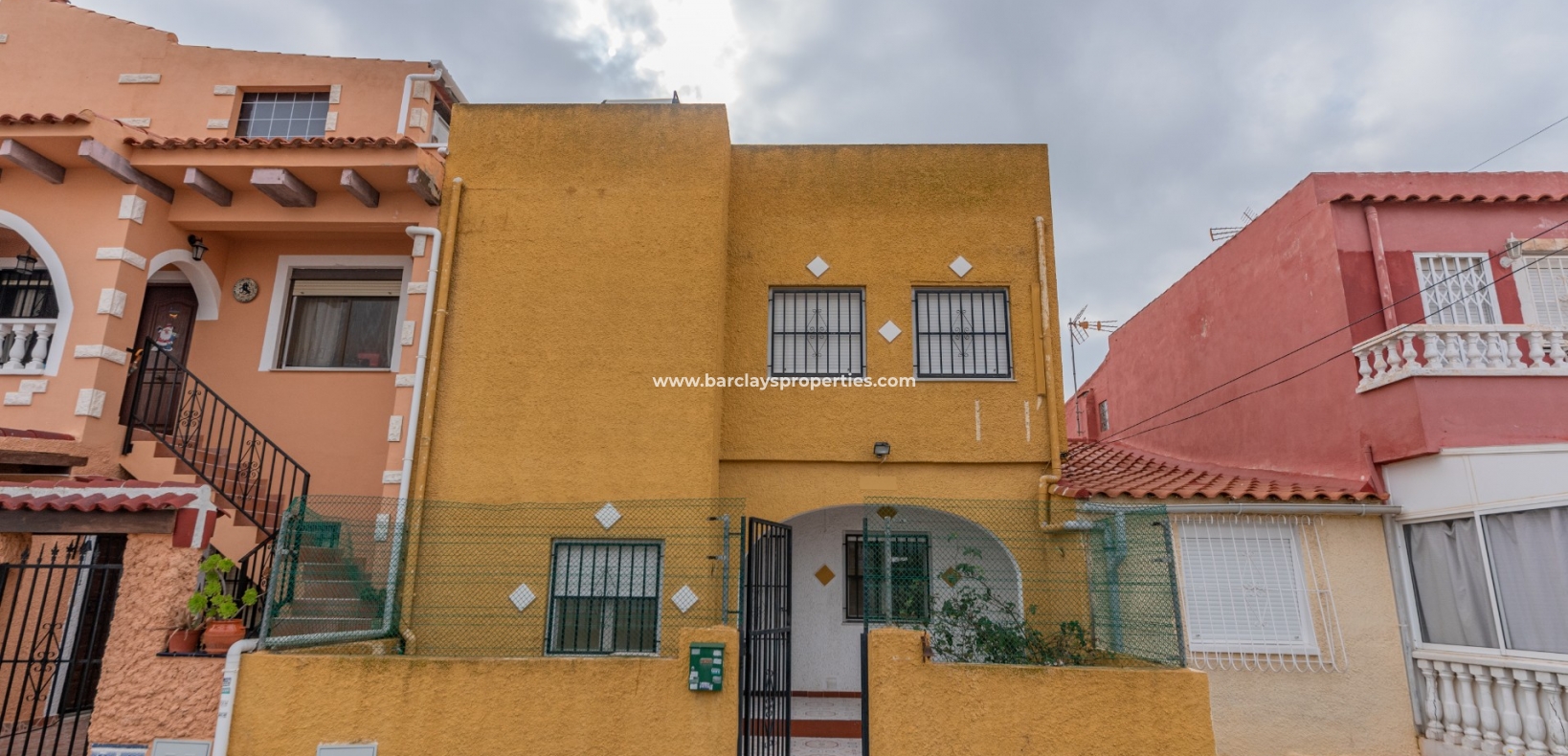 Wederverkoop - Rijhuis - Urb. La Marina