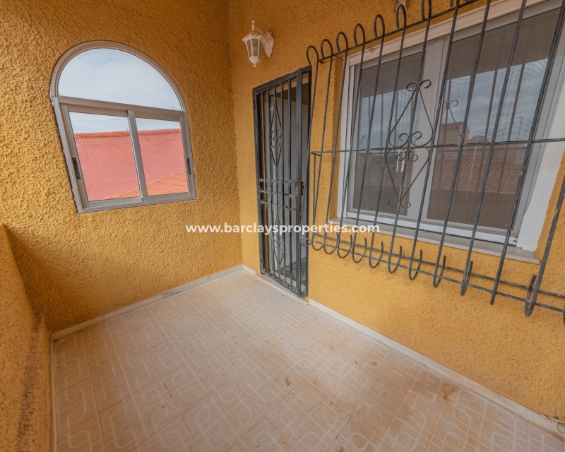 Wederverkoop - Rijhuis - Urb. La Marina