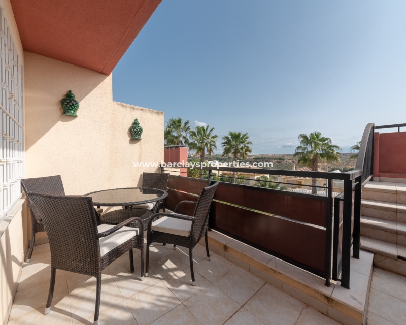 Wederverkoop - Rijhuis - Urb. La Marina