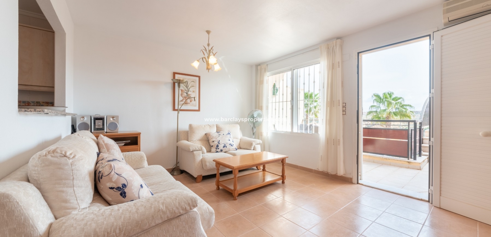 Wederverkoop - Rijhuis - Urb. La Marina