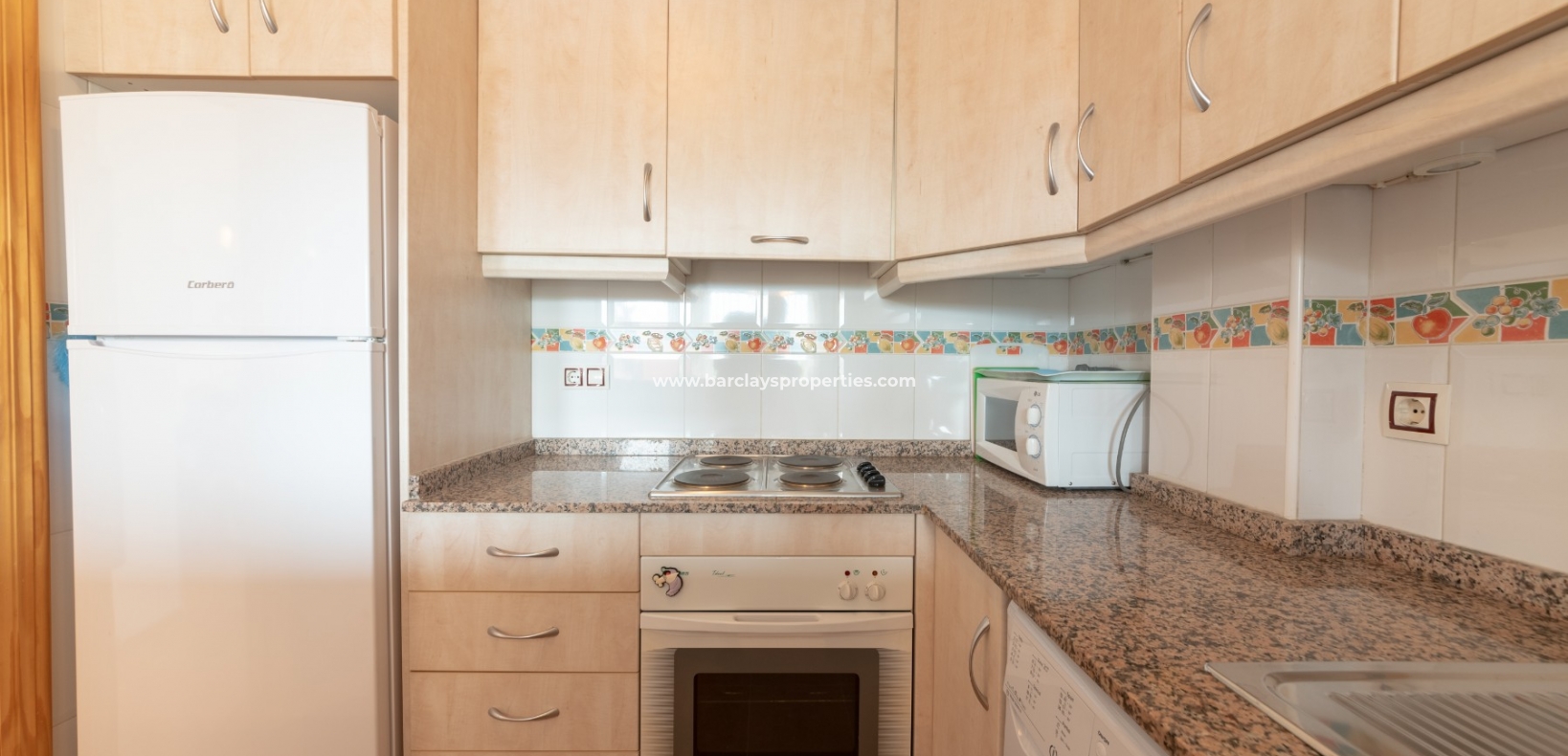 Wederverkoop - Rijhuis - Urb. La Marina